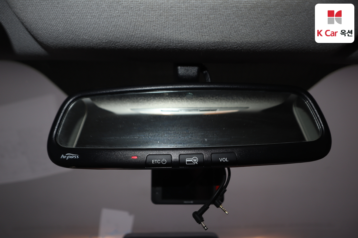 Hyundai Grand Starex 2011 - Image 12