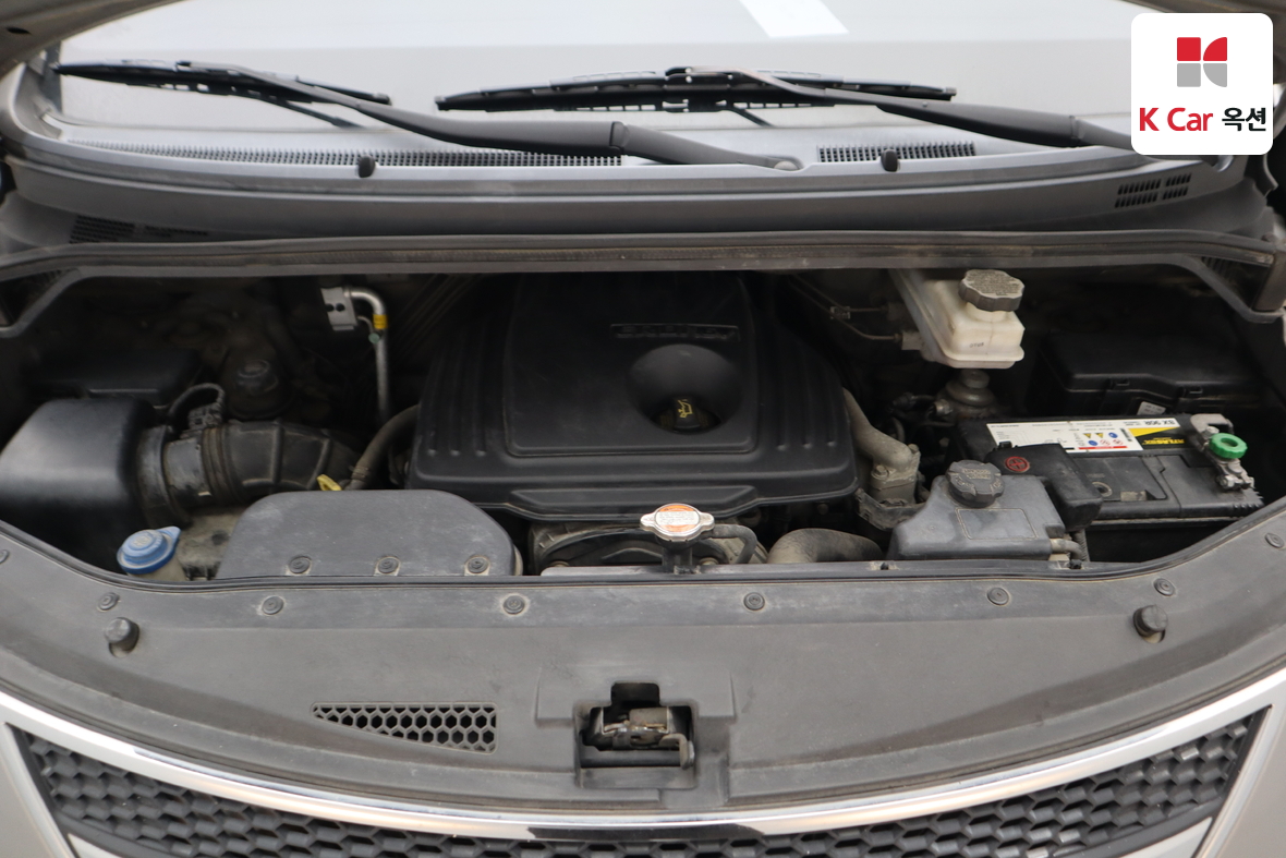 Hyundai Grand Starex 2011 - Image 29