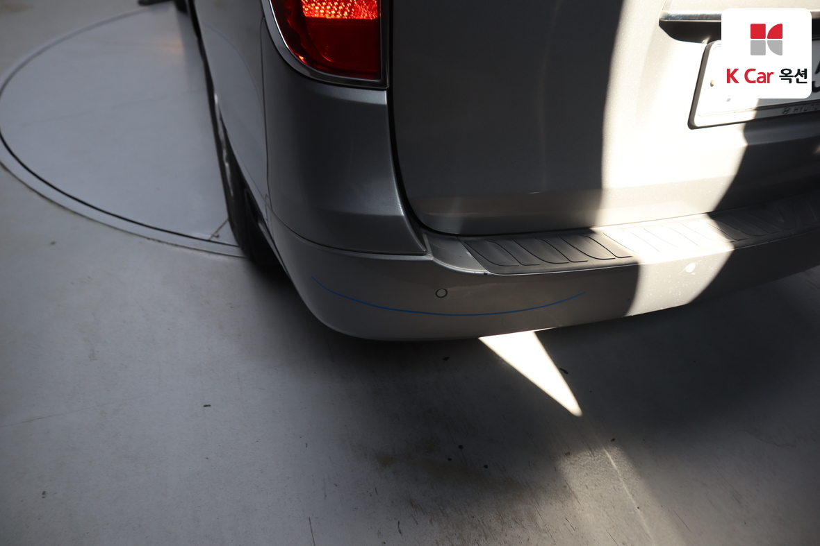 Hyundai Grand Starex 2011 - Image 35