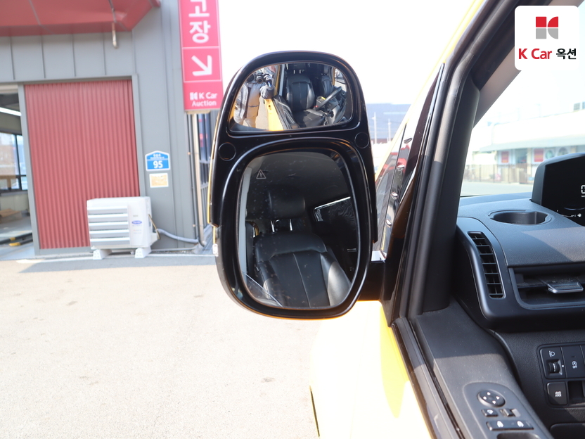 هيونداي - ستاريا - Image 22