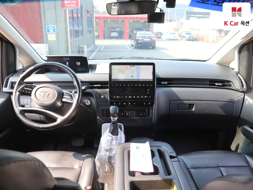 هيونداي - ستاريا - Image 3