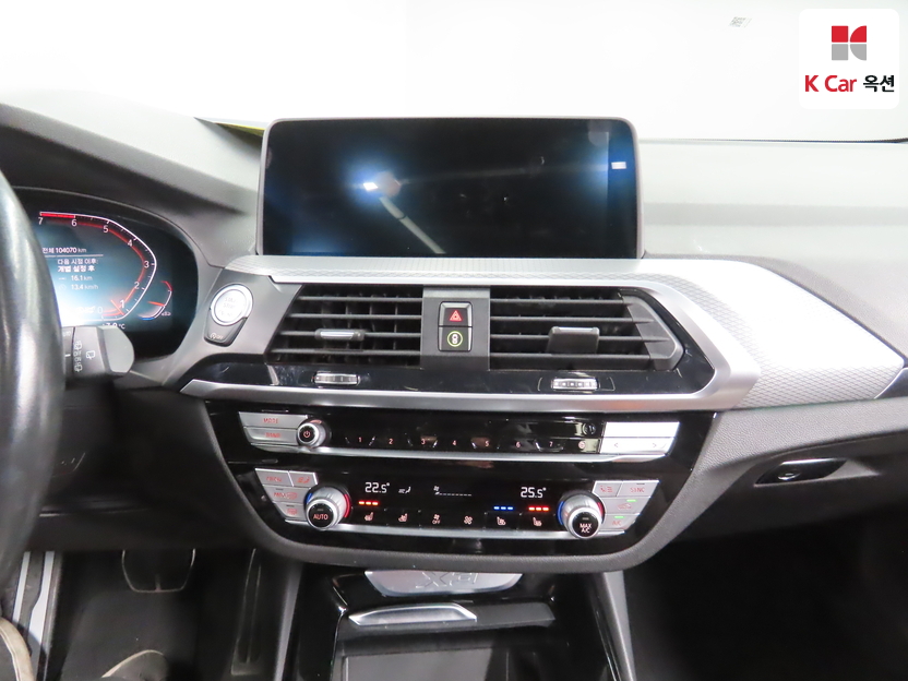 BMW - X3 - Image 6