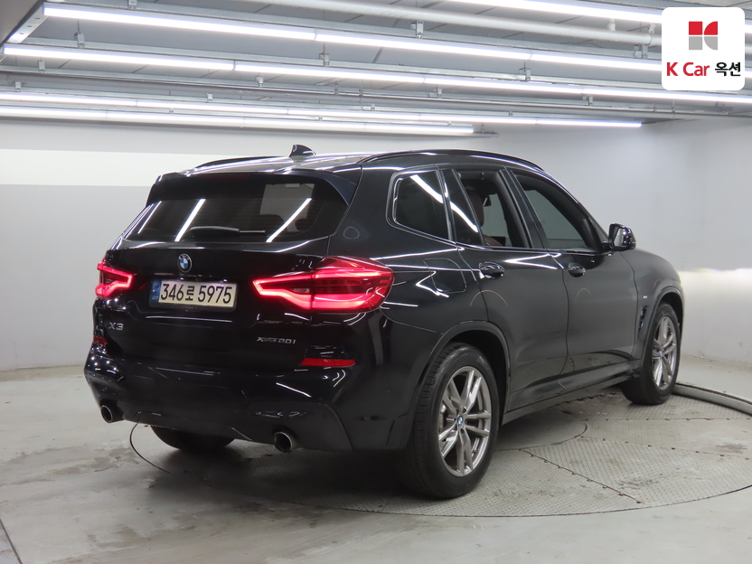 BMW - X3 - Image 2