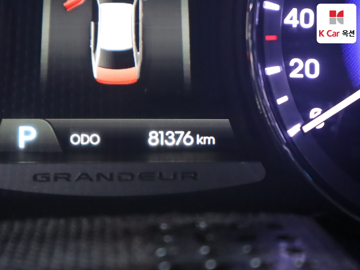 هيونداي أزيرا 2011 - صورة 4