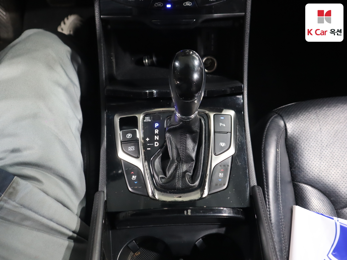 هيونداي أزيرا 2011 - صورة 16