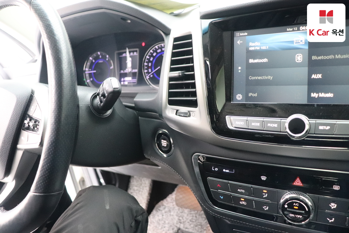 KG Mobility Rexton - 11