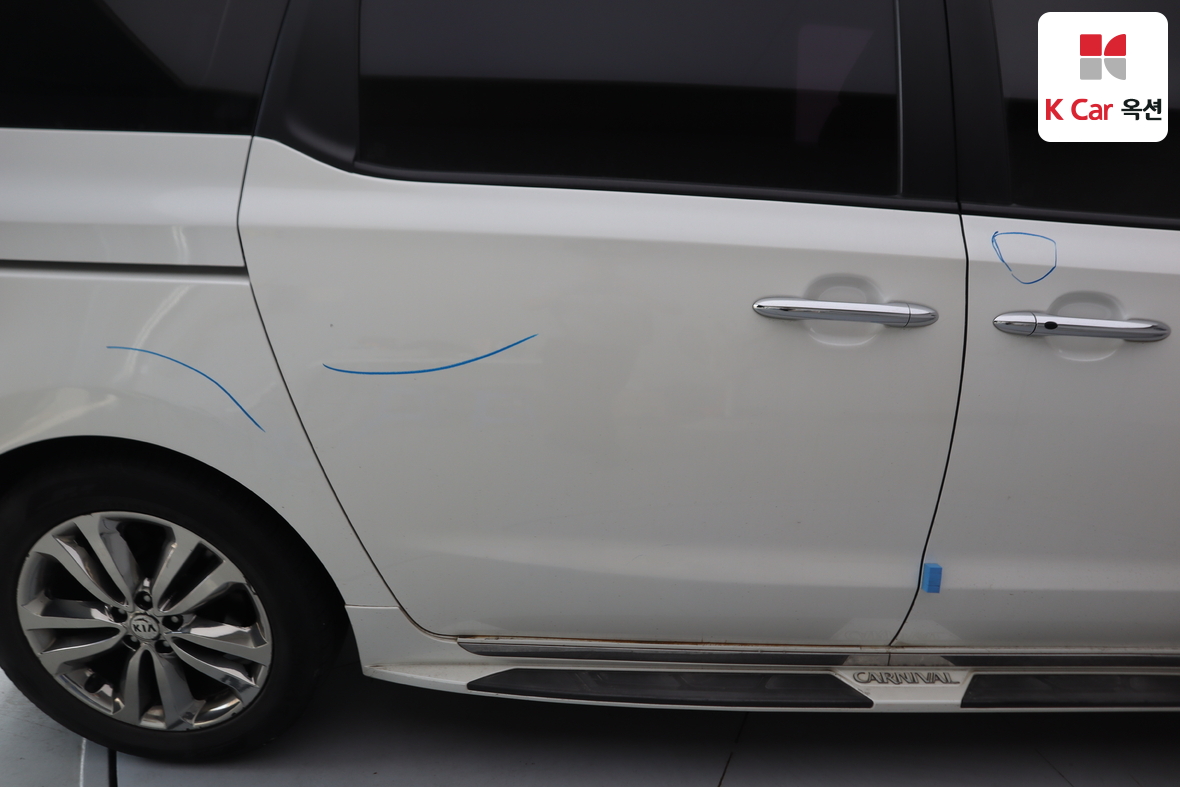 Kia New Carnival 2016 - Image 37