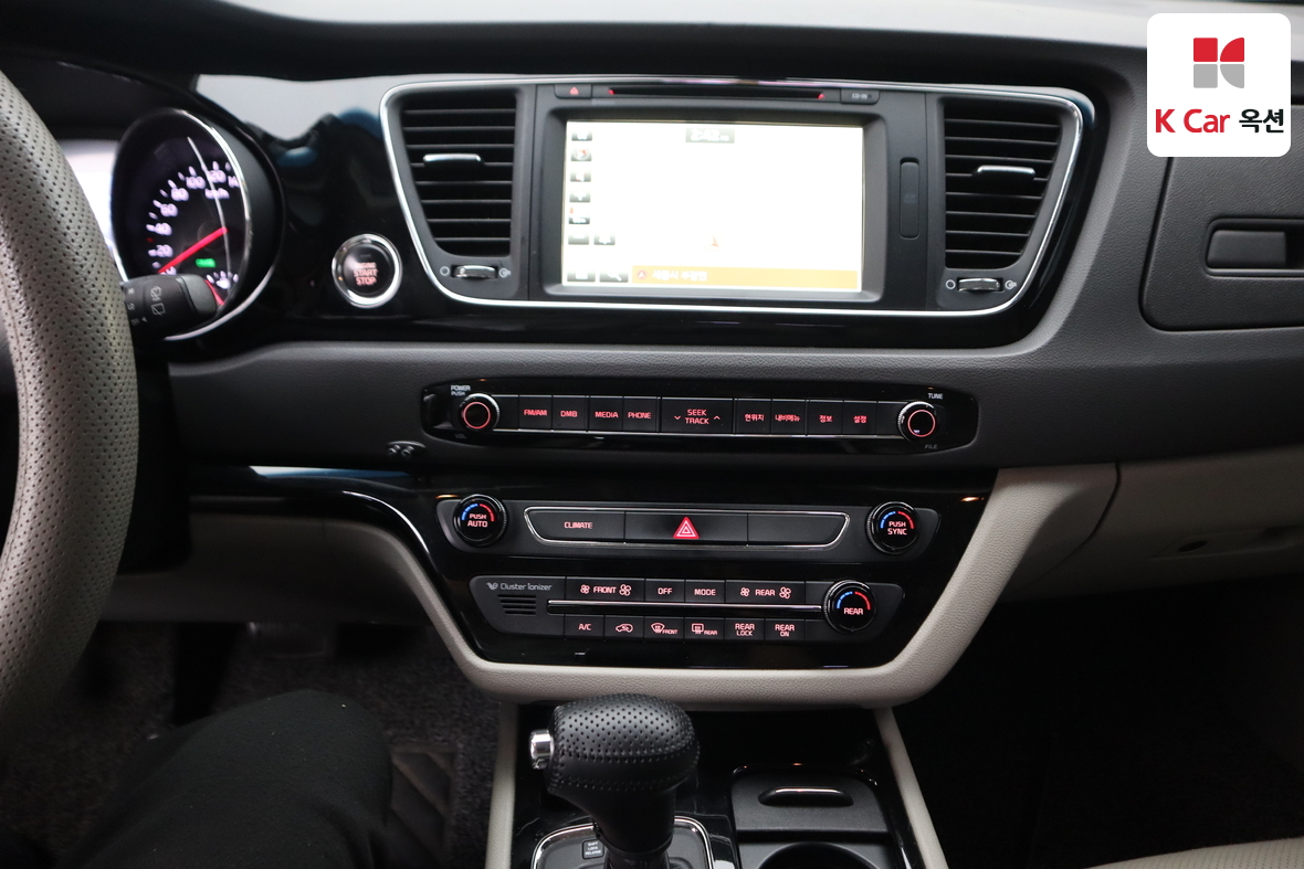 Kia New Carnival 2016 - Image 6