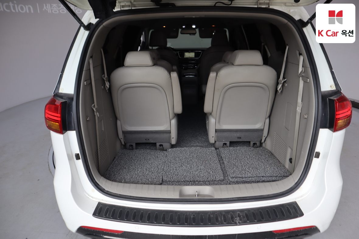 Kia New Carnival 2016 - Image 26