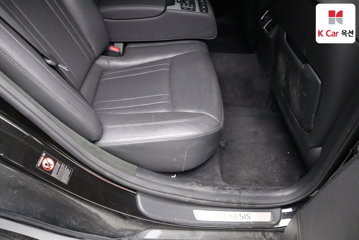 Genesis G80 2019 - Image 27