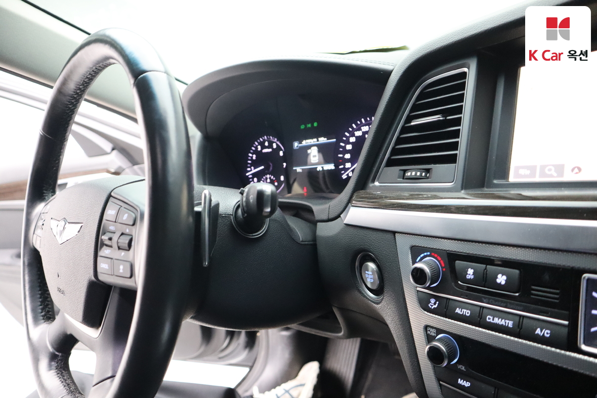 Genesis G80 2019 - Image 11