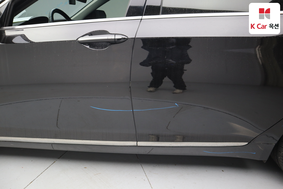 Genesis G80 2019 - Image 39