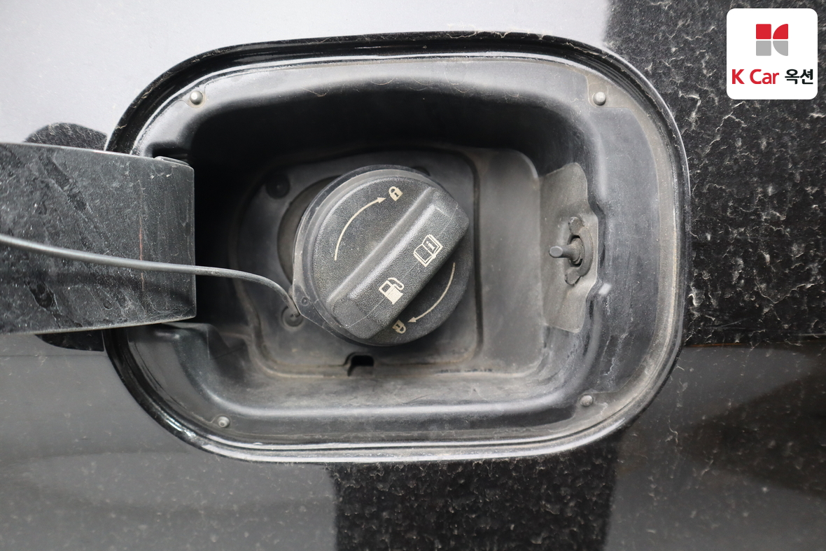 Genesis G80 2019 - Image 24