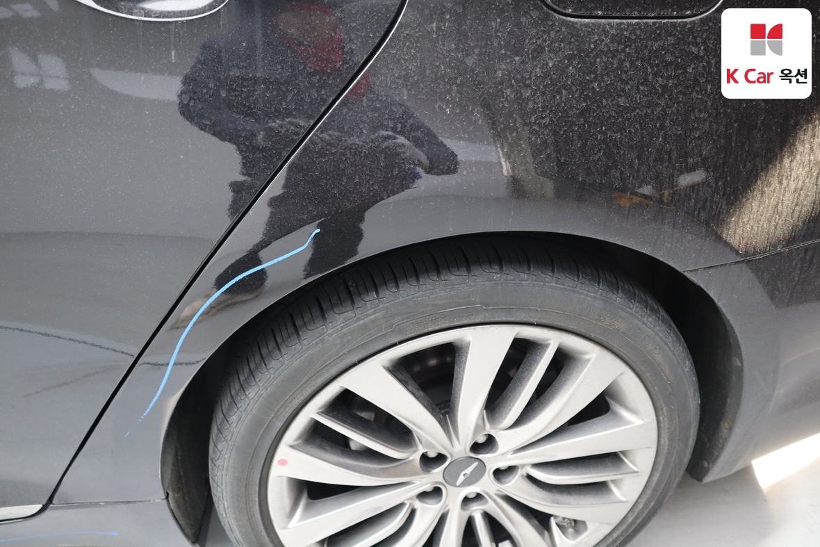 Genesis G80 2019 - Image 41