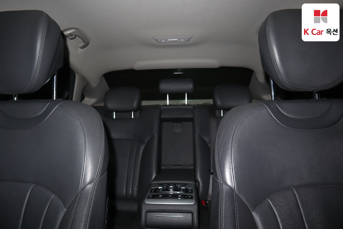 Genesis G80 2019 - Image 18