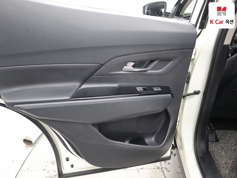 سانغ يونغ - كوراندو - Image 22