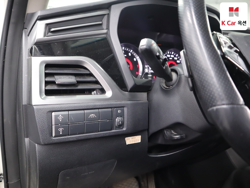 سانغ يونغ - كوراندو - Image 9