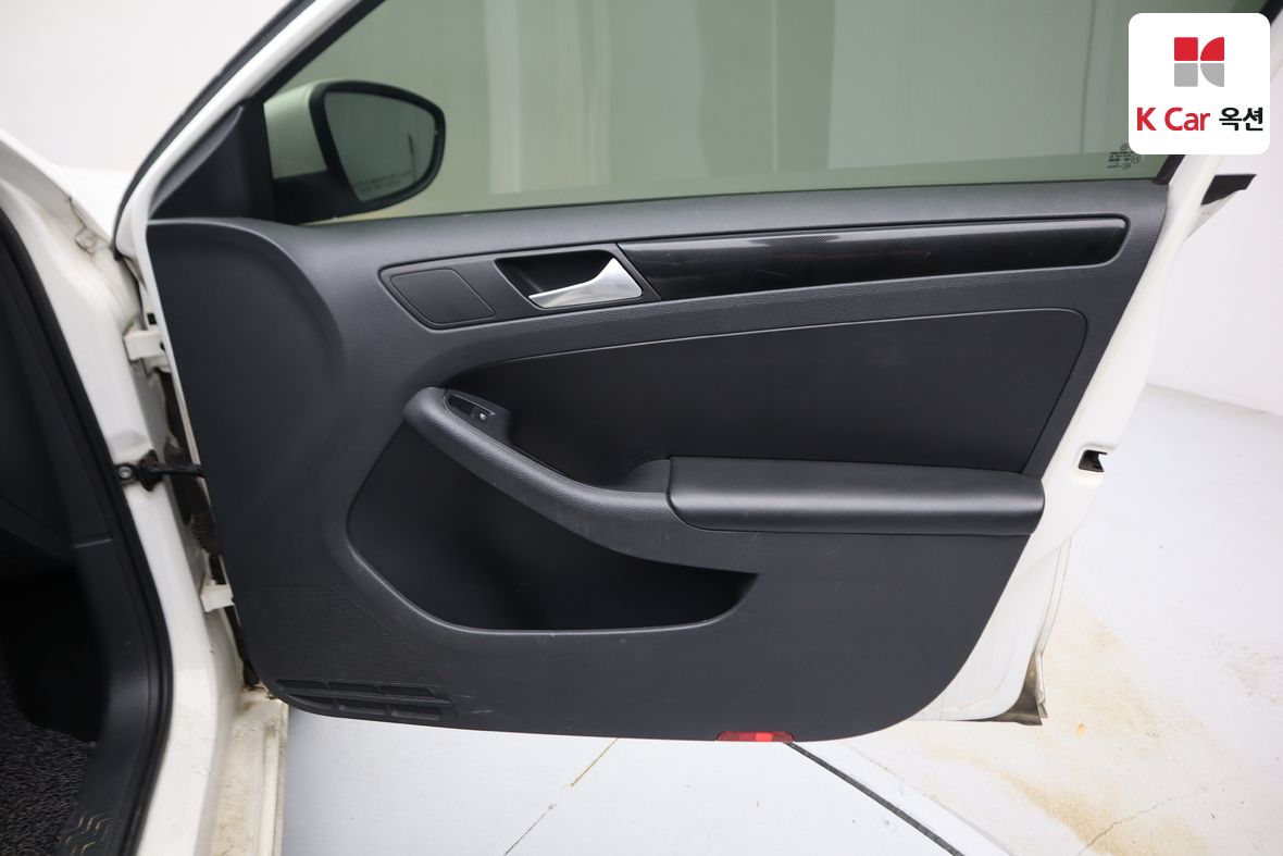 Volkswagen Jetta 2014 - Image 30