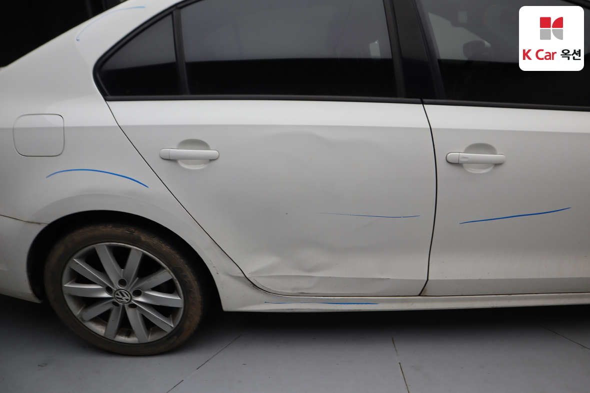 Volkswagen Jetta 2014 - Image 38