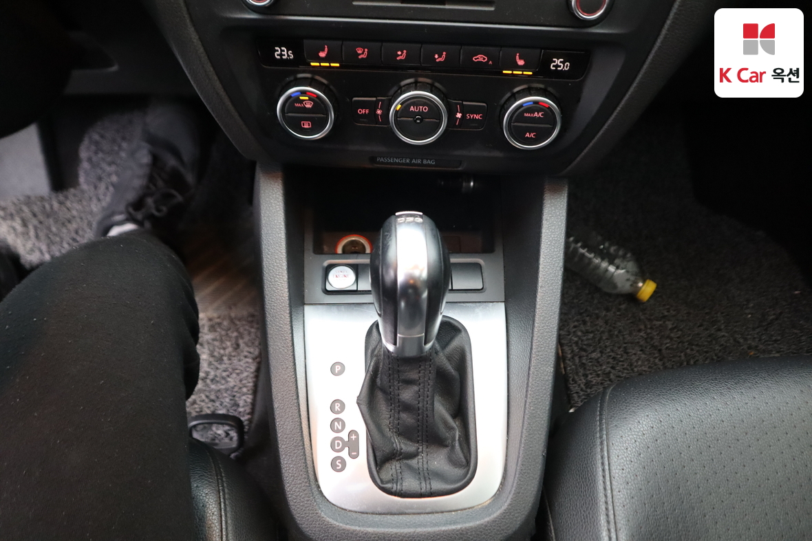 Volkswagen Jetta 2014 - Image 16