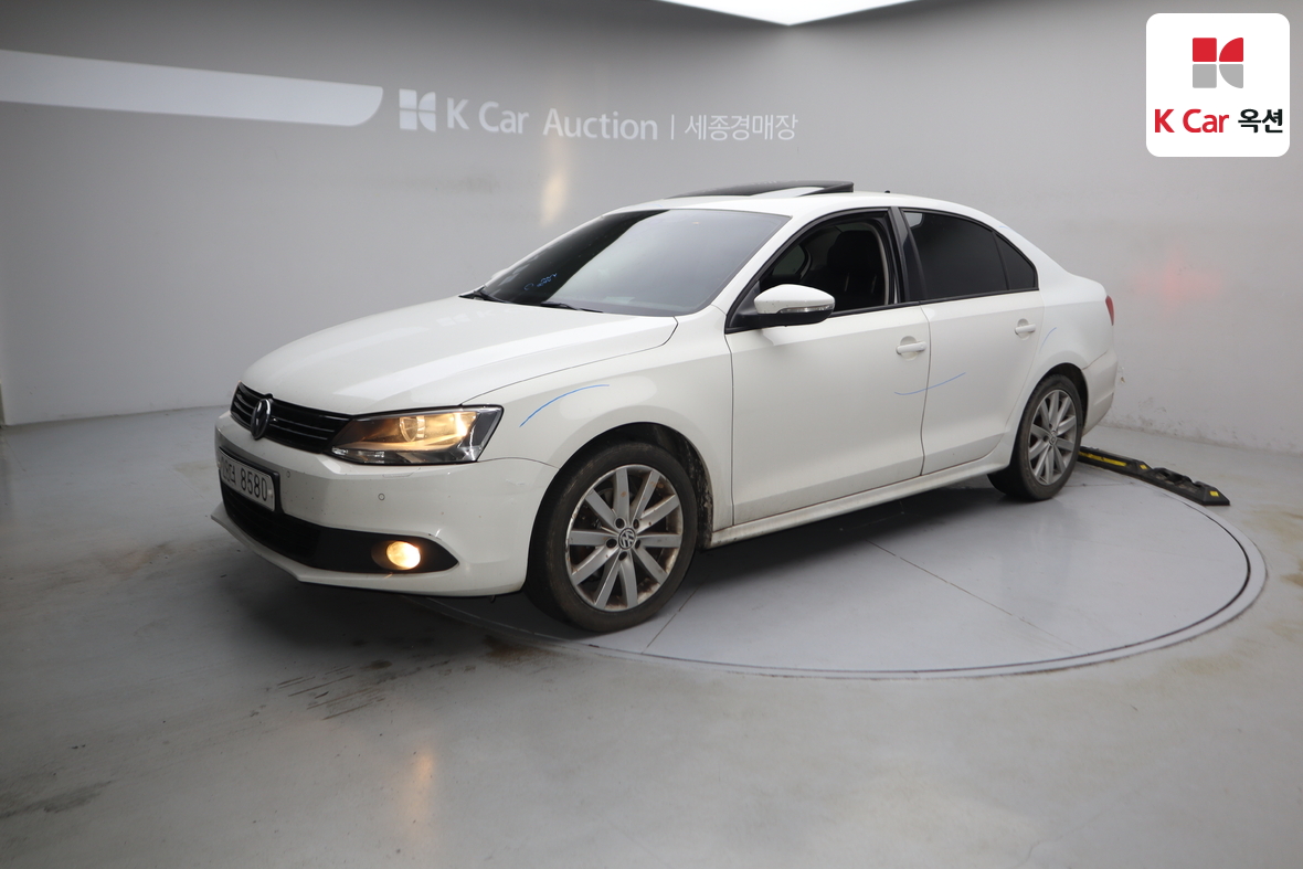 Volkswagen Jetta 2014 - Image 1