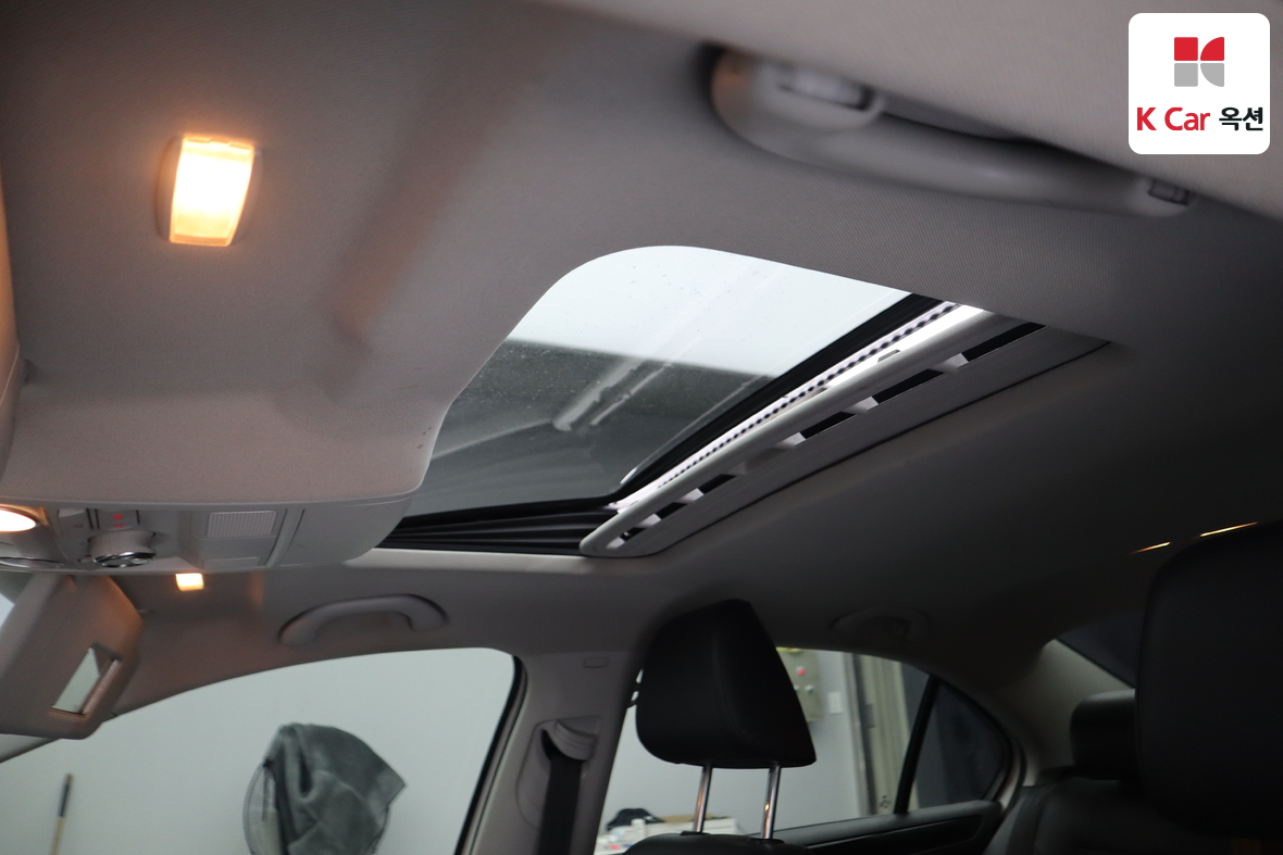 Volkswagen Jetta 2014 - Image 22