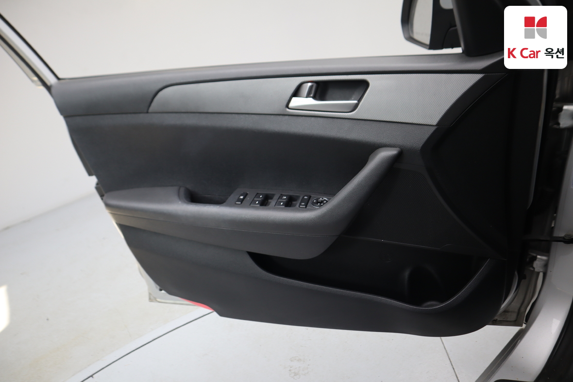 Hyundai Sonata 2015 - Image 8