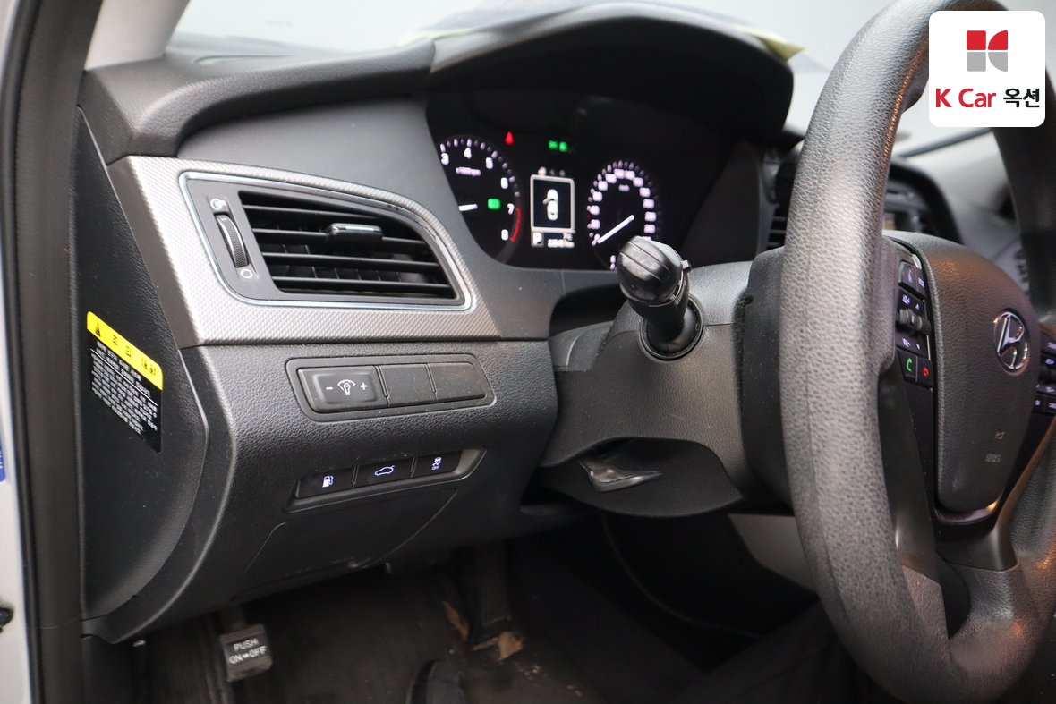 Hyundai Sonata 2015 - Image 9