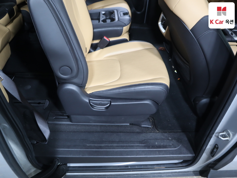 كيا - كارنفال - Image 27