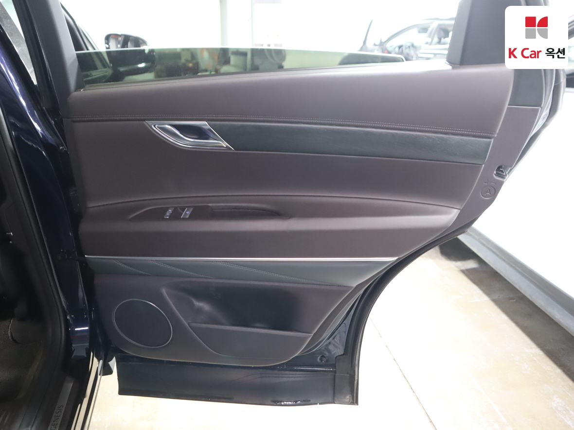 جينيسيس GV80 2023 - صورة 33