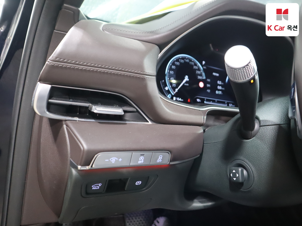 جينيسيس GV80 2023 - صورة 9