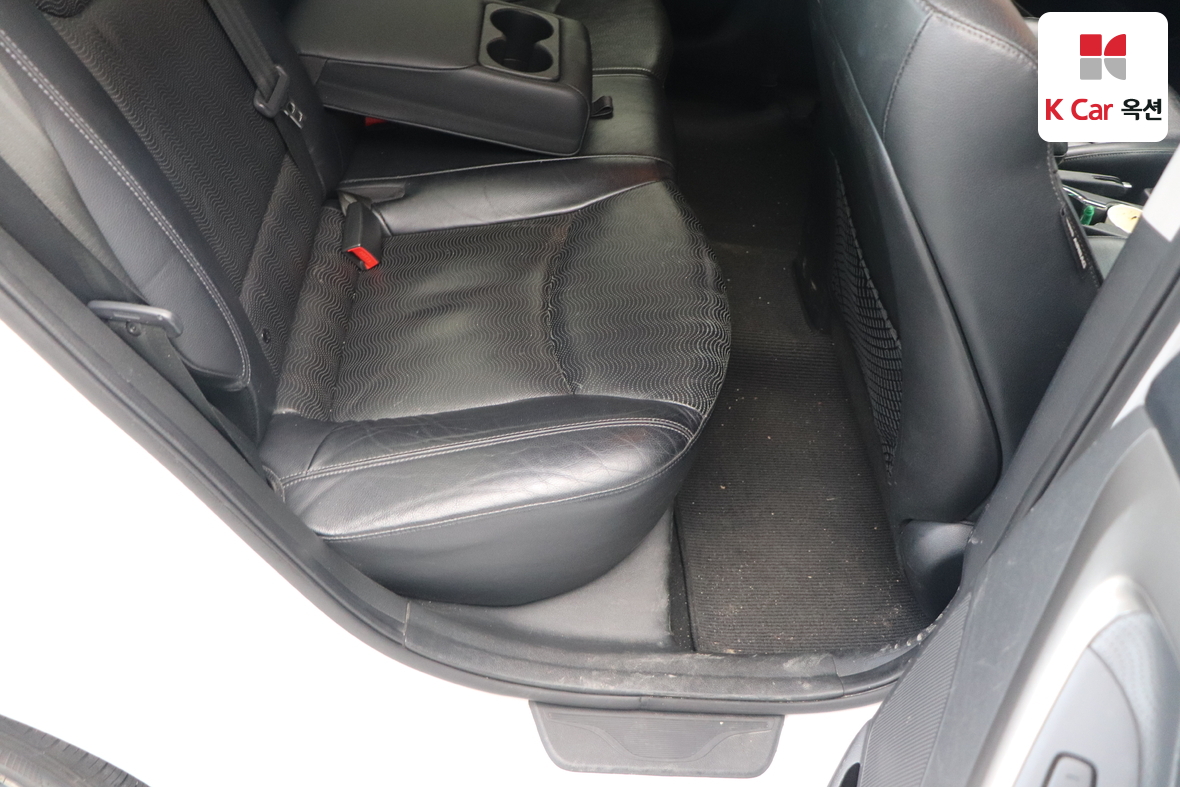 Hyundai Elantra 2013 - Image 26