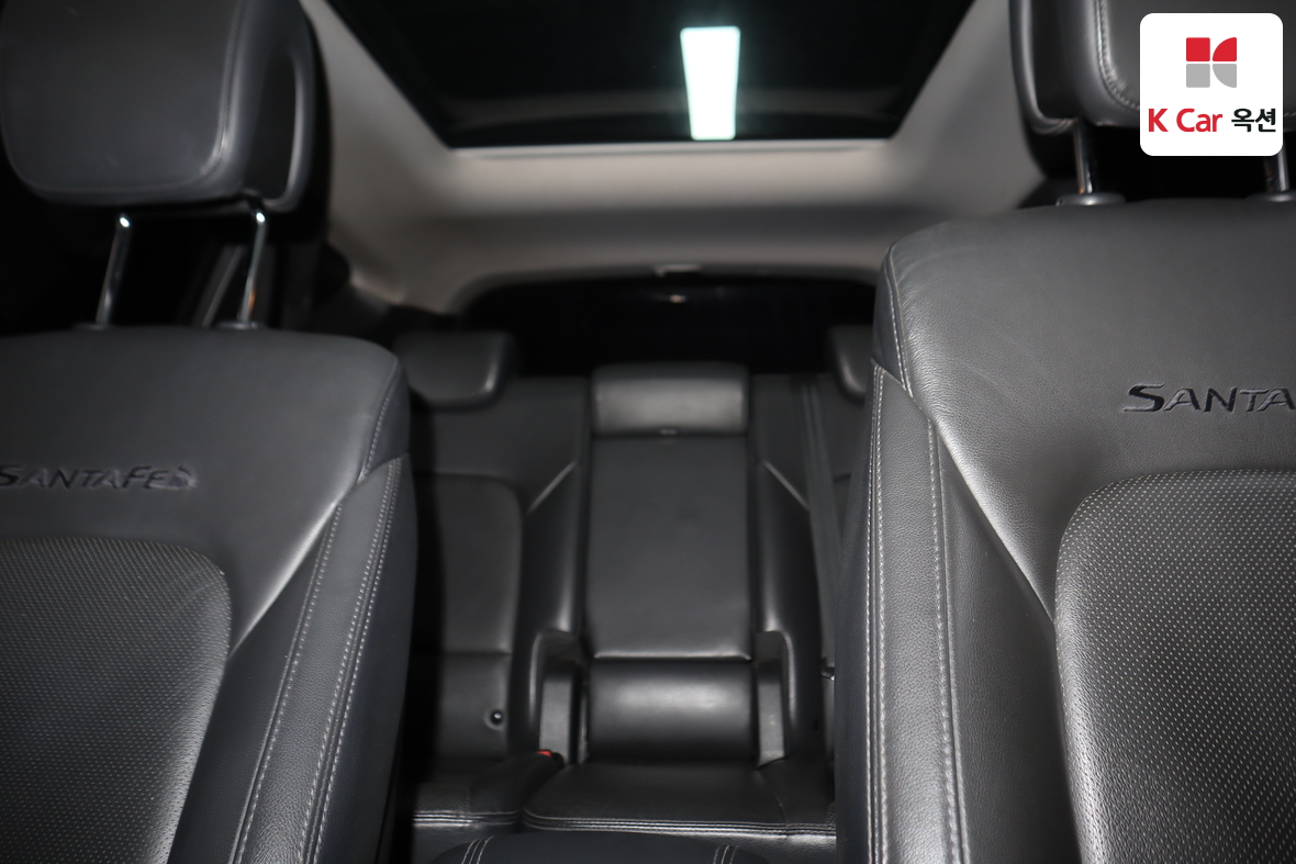 Hyundai Santa Fe 2015 - Image 18