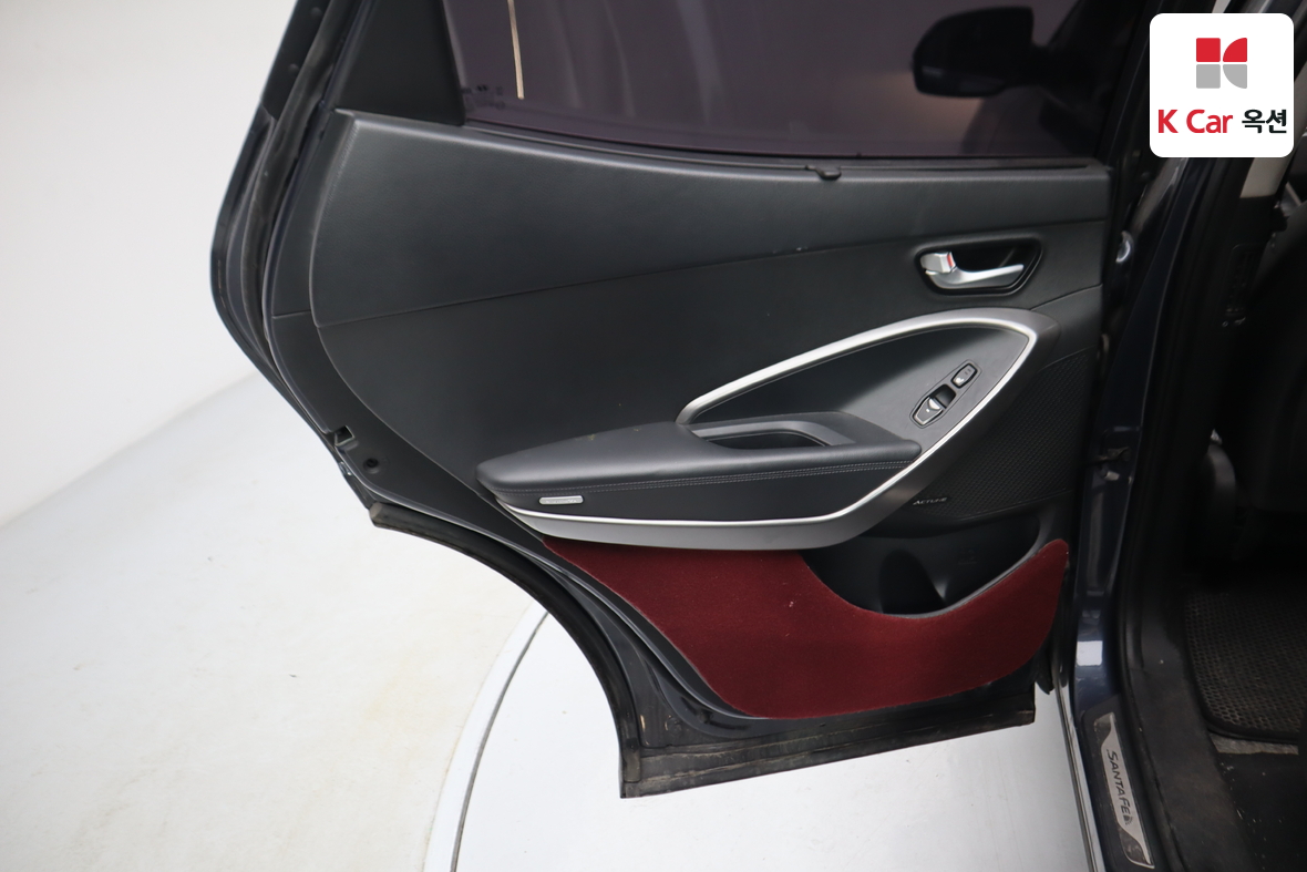 Hyundai Santa Fe 2015 - Image 23