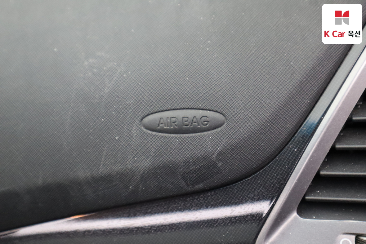 Hyundai Santa Fe 2015 - Image 32