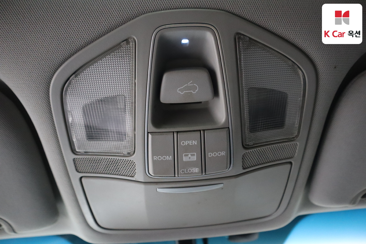 Hyundai Santa Fe 2015 - Image 13