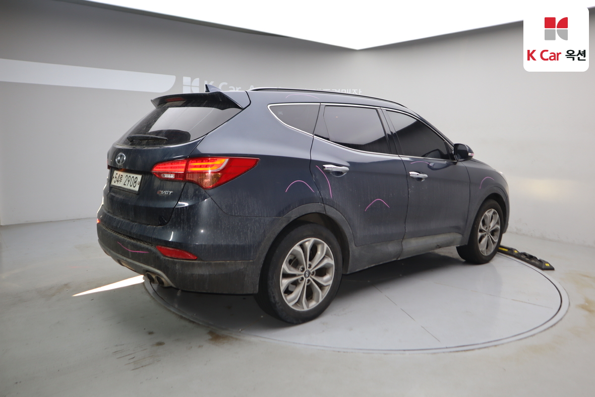 Hyundai Santa Fe 2015 - Image 2