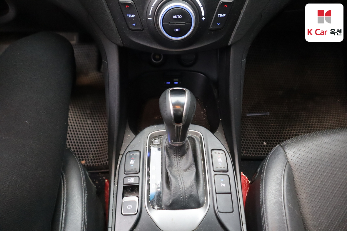 Hyundai Santa Fe 2015 - Image 16