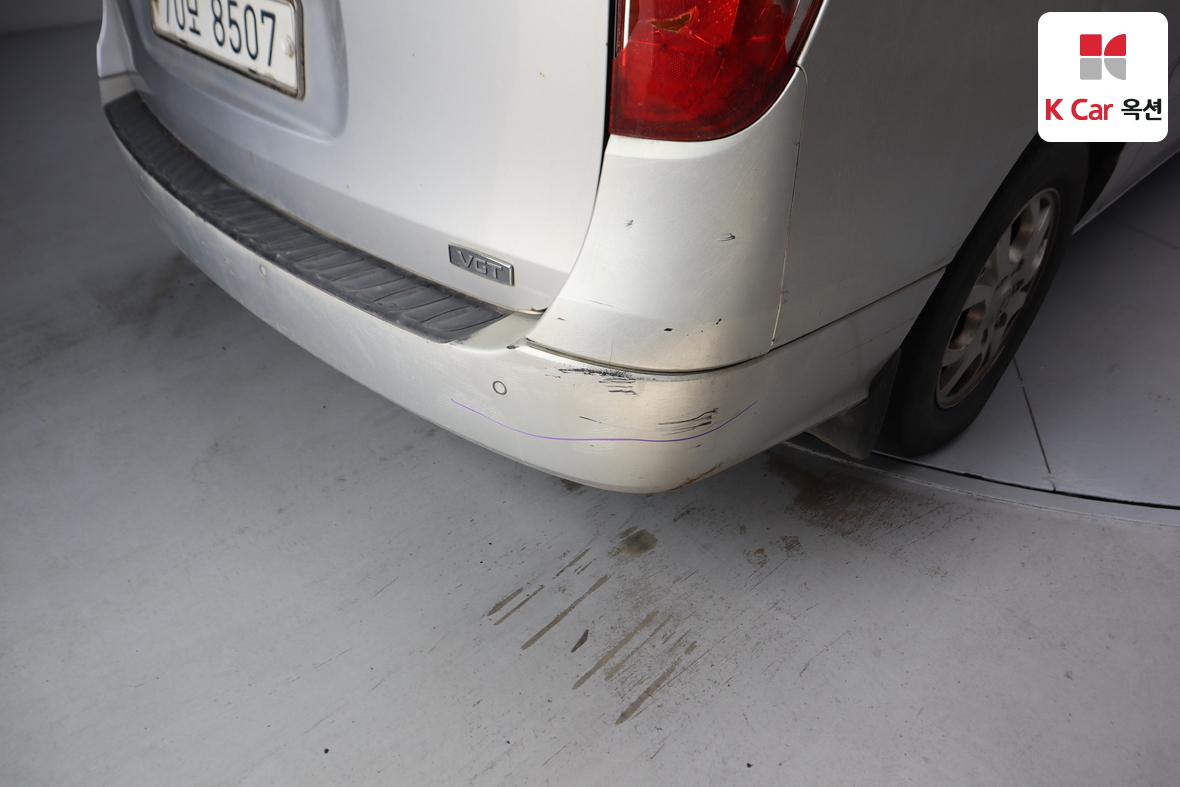 هيونداي جراند ستاريكس 2010 - صورة 42