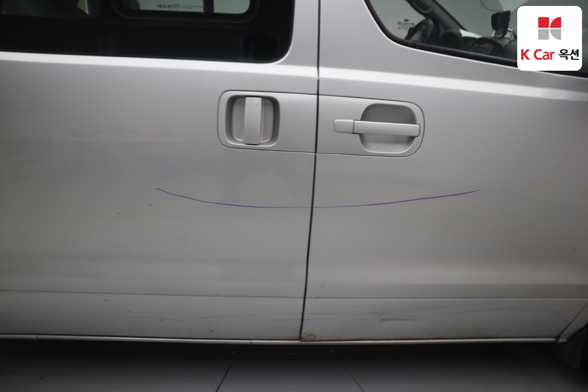 هيونداي جراند ستاريكس 2010 - صورة 31