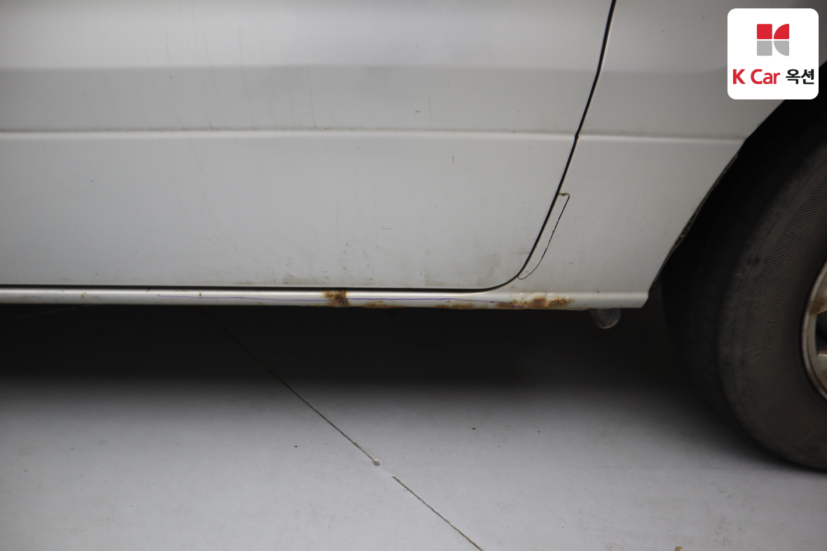 هيونداي جراند ستاريكس 2010 - صورة 39