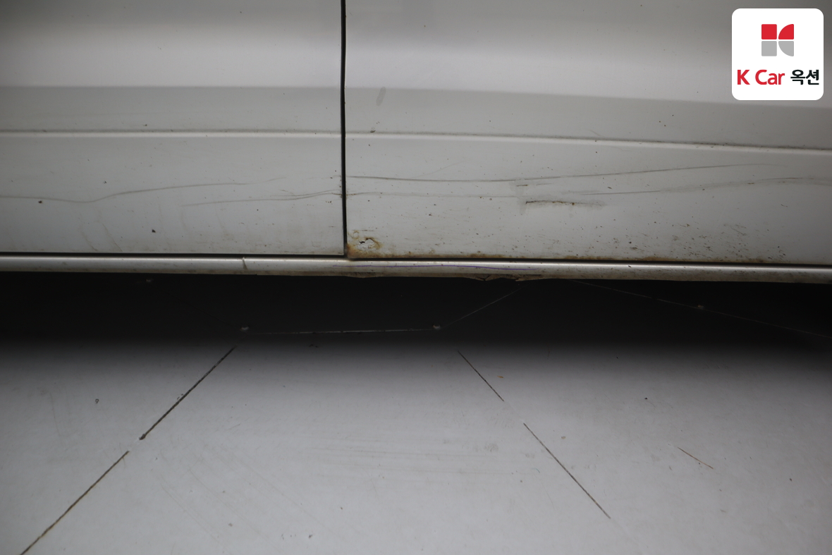 هيونداي جراند ستاريكس 2010 - صورة 32