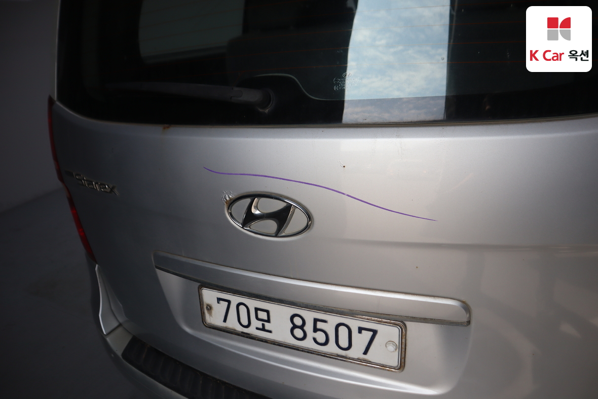 هيونداي جراند ستاريكس 2010 - صورة 41