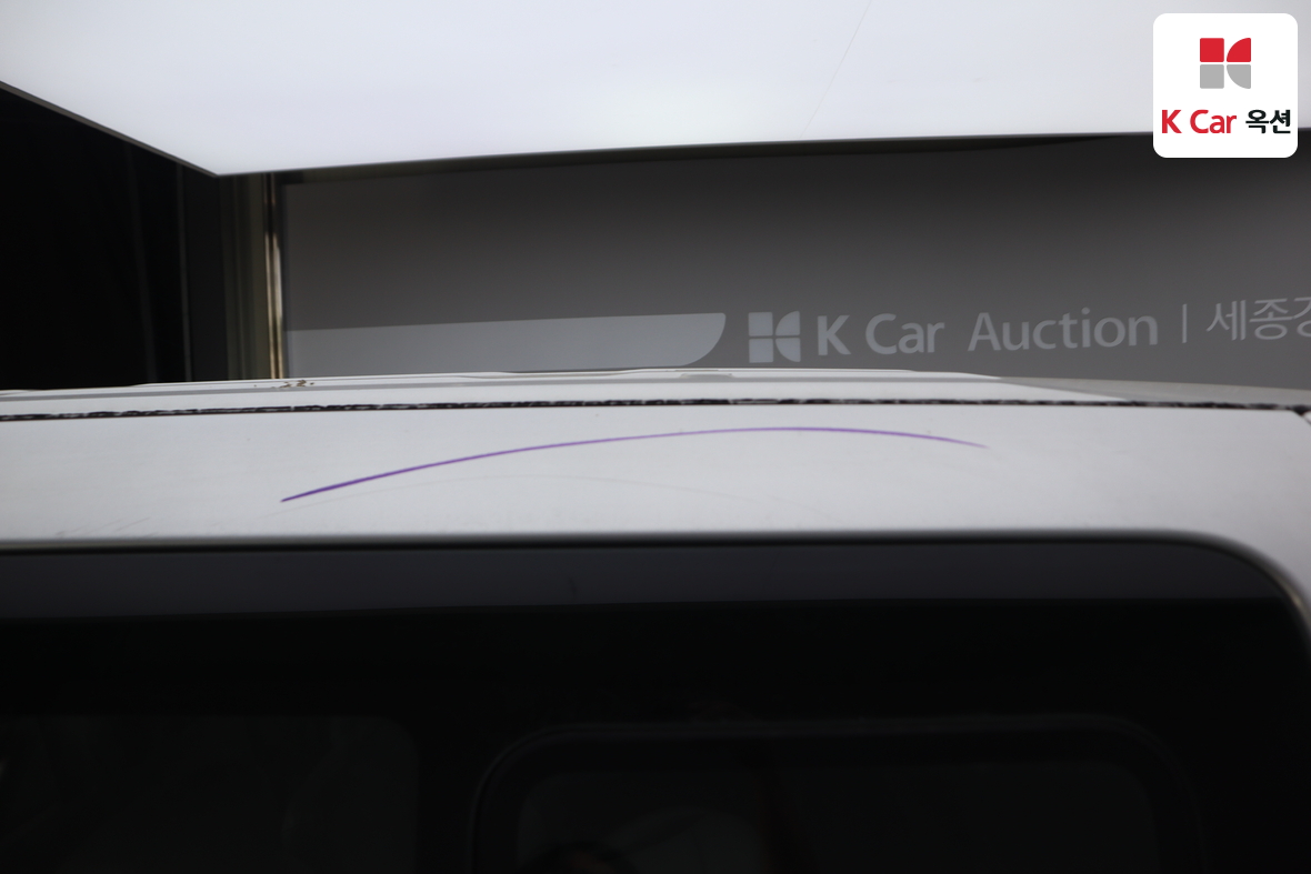 هيونداي جراند ستاريكس 2010 - صورة 33