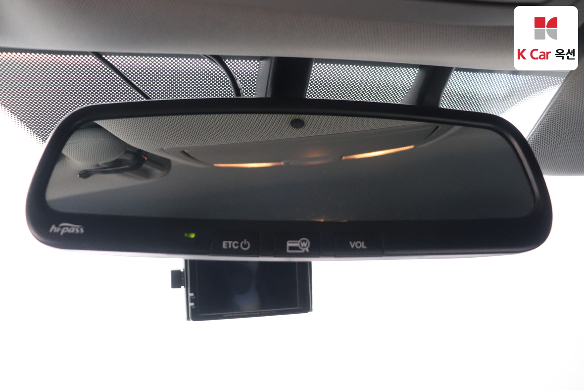 Kia Sorento 2010 - Image 12