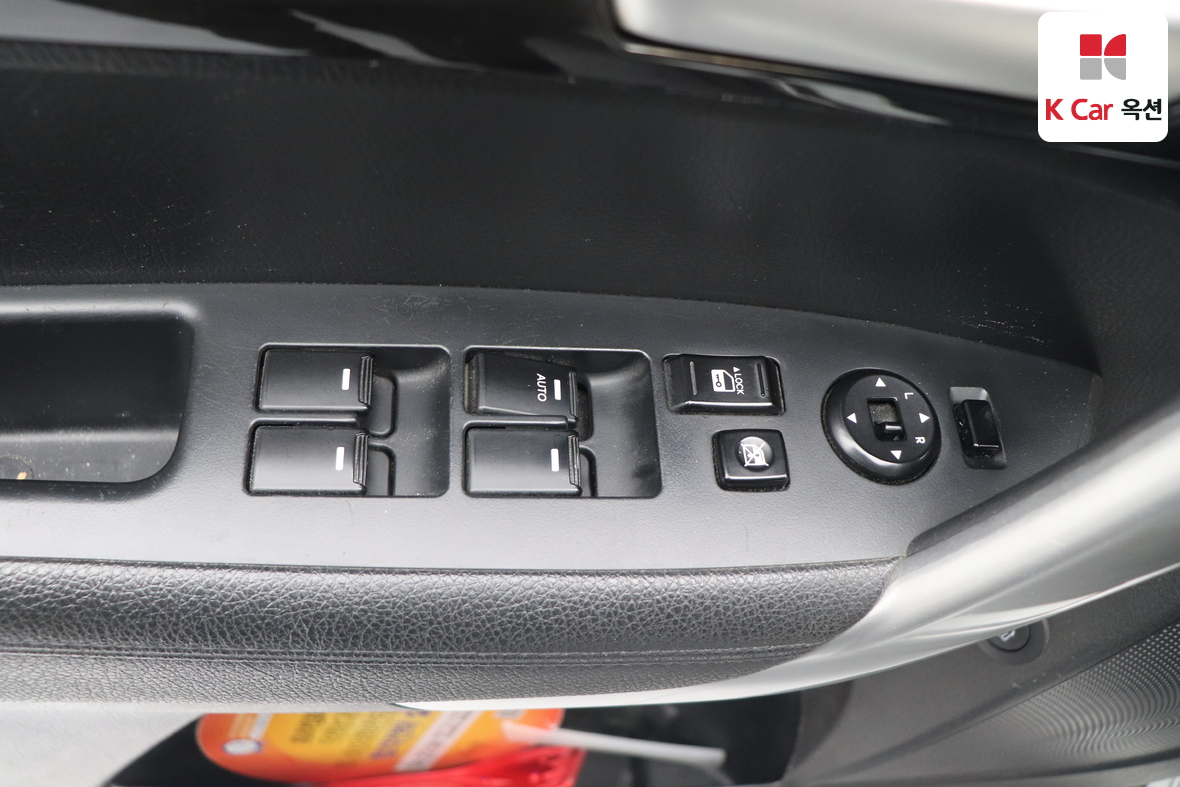 Kia Sorento 2010 - Image 17