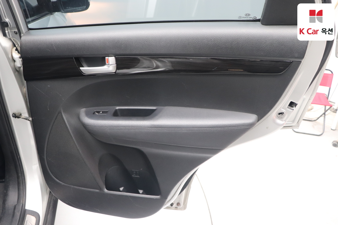 Kia Sorento 2010 - Image 27