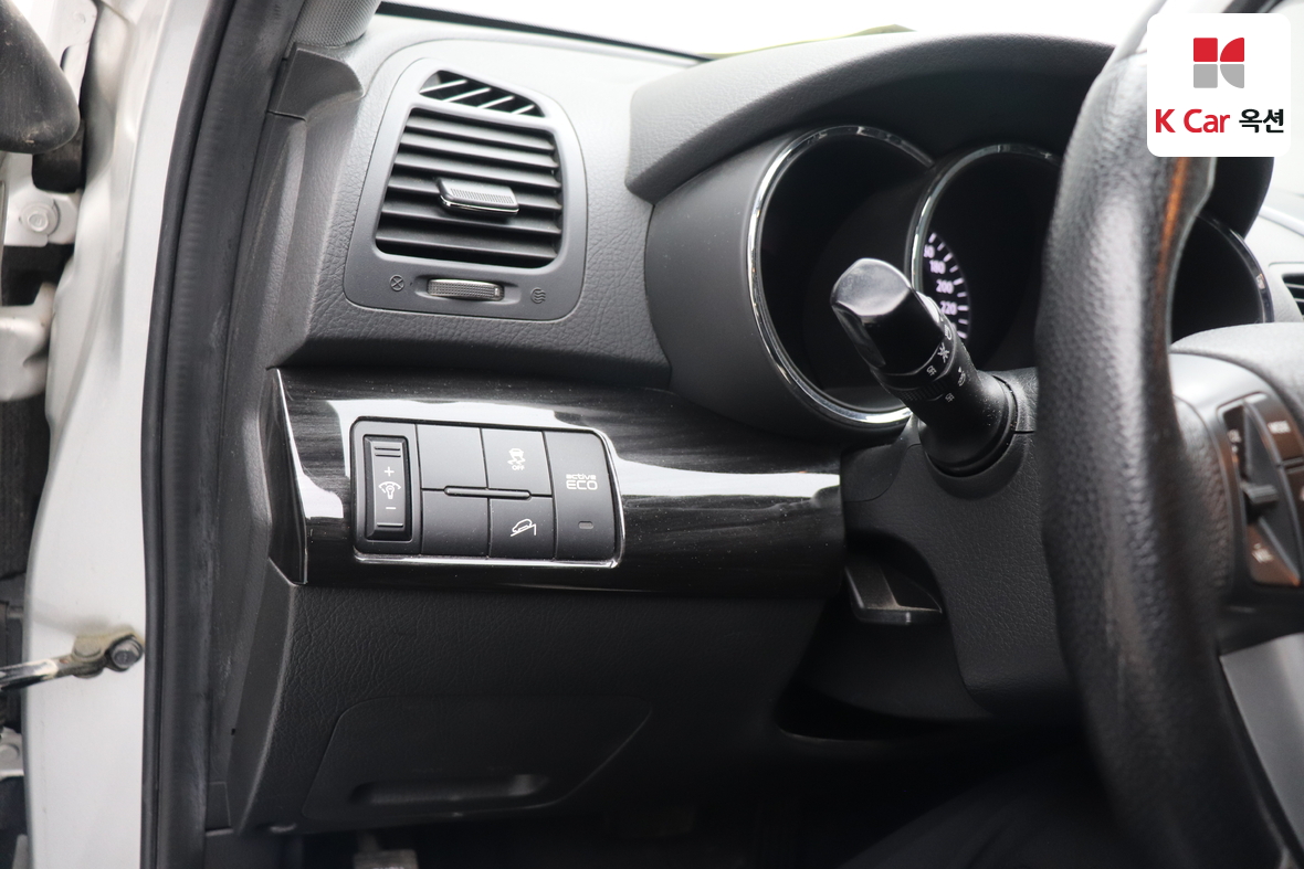 Kia Sorento 2010 - Image 9