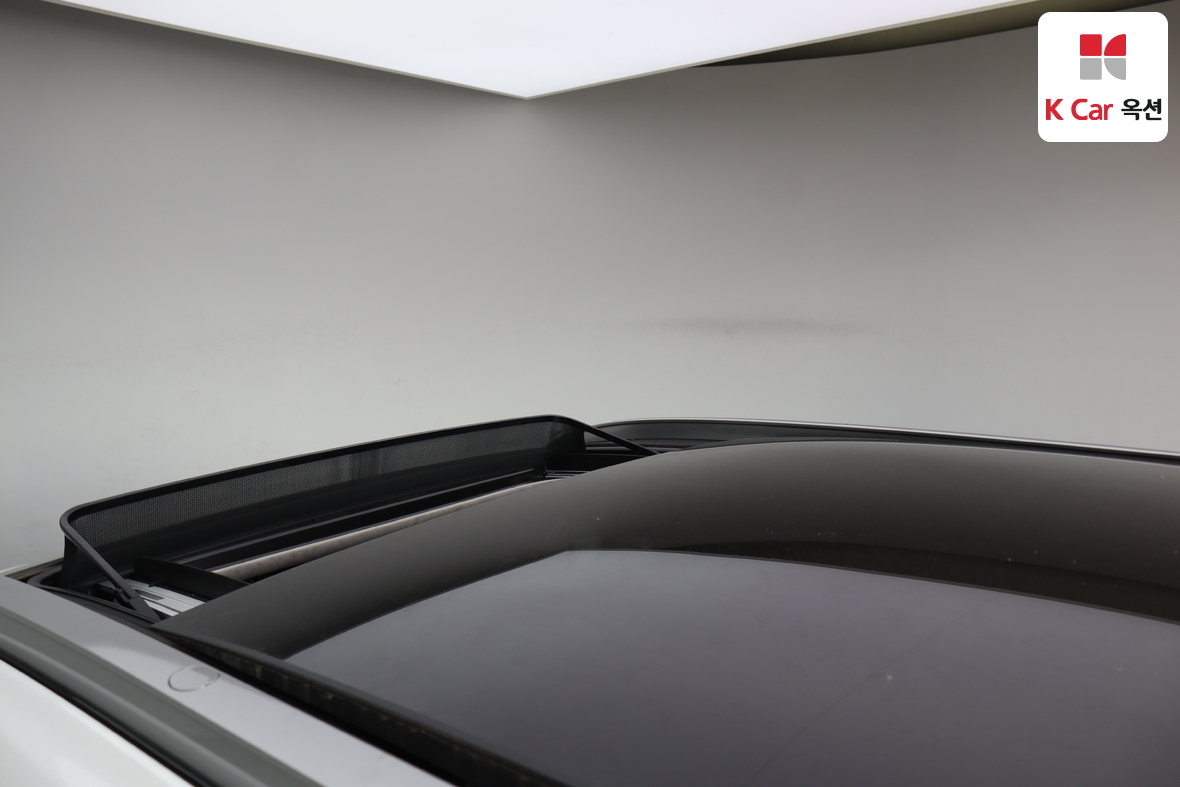 Hyundai Santa Fe 2019 - Image 26