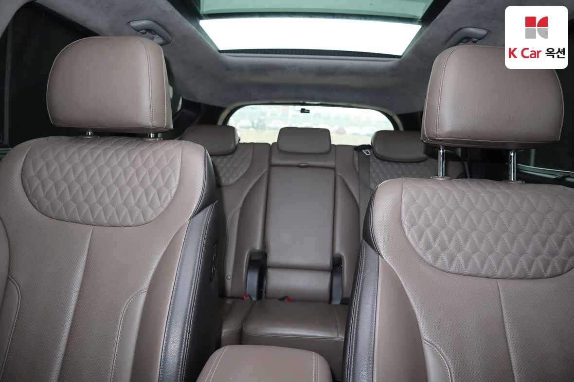 Hyundai Santa Fe 2019 - Image 20